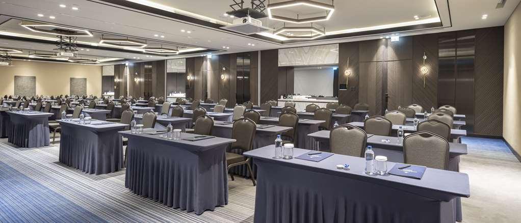Hotel Doubletree By Hilton Sanlıurfa Facilités photo